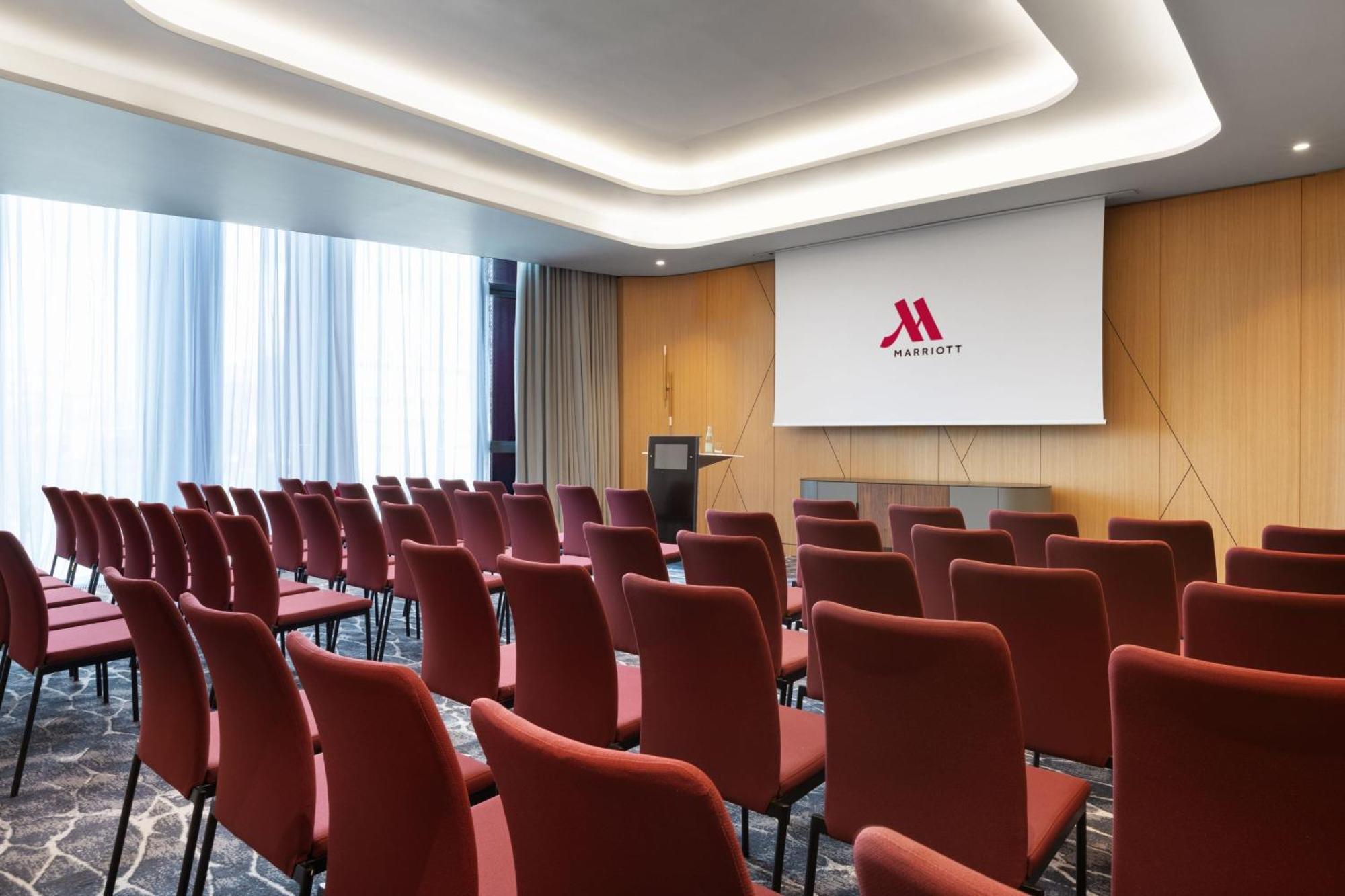 Tirana Marriott Hotel المظهر الخارجي الصورة