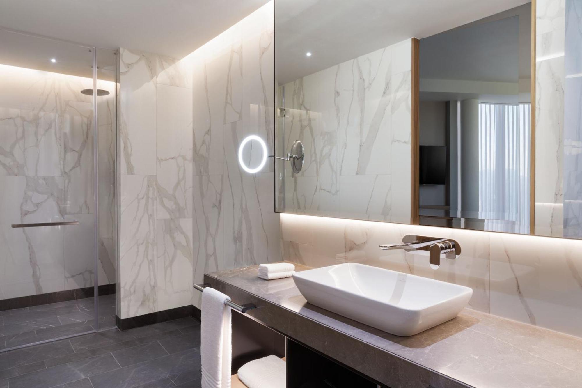 Tirana Marriott Hotel المظهر الخارجي الصورة