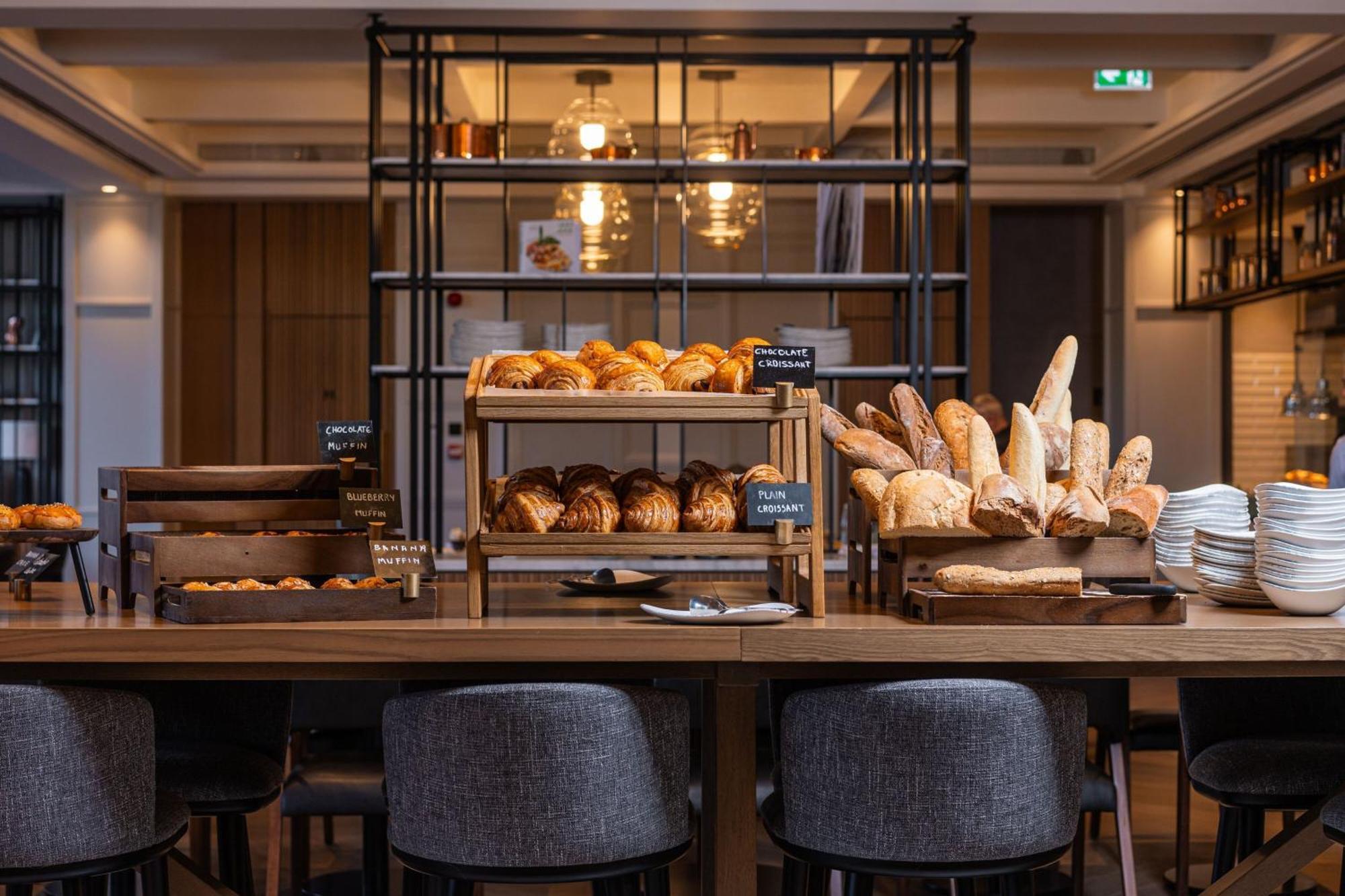 Tirana Marriott Hotel المظهر الخارجي الصورة
